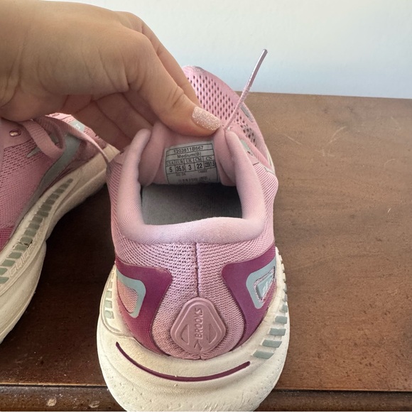 Women's Brooks Adrenaline GTS 23, Zephyr/Blue/Coconut, 5 B Medium US - Picture 8 of 9